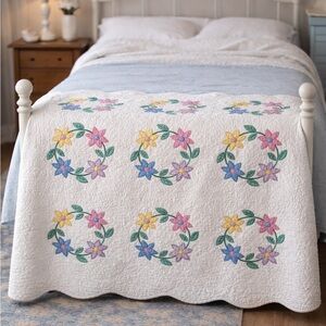 Vintage 90s Cottagecore Floral Applique Twin Quilt Pastel Country Bedding Wreath